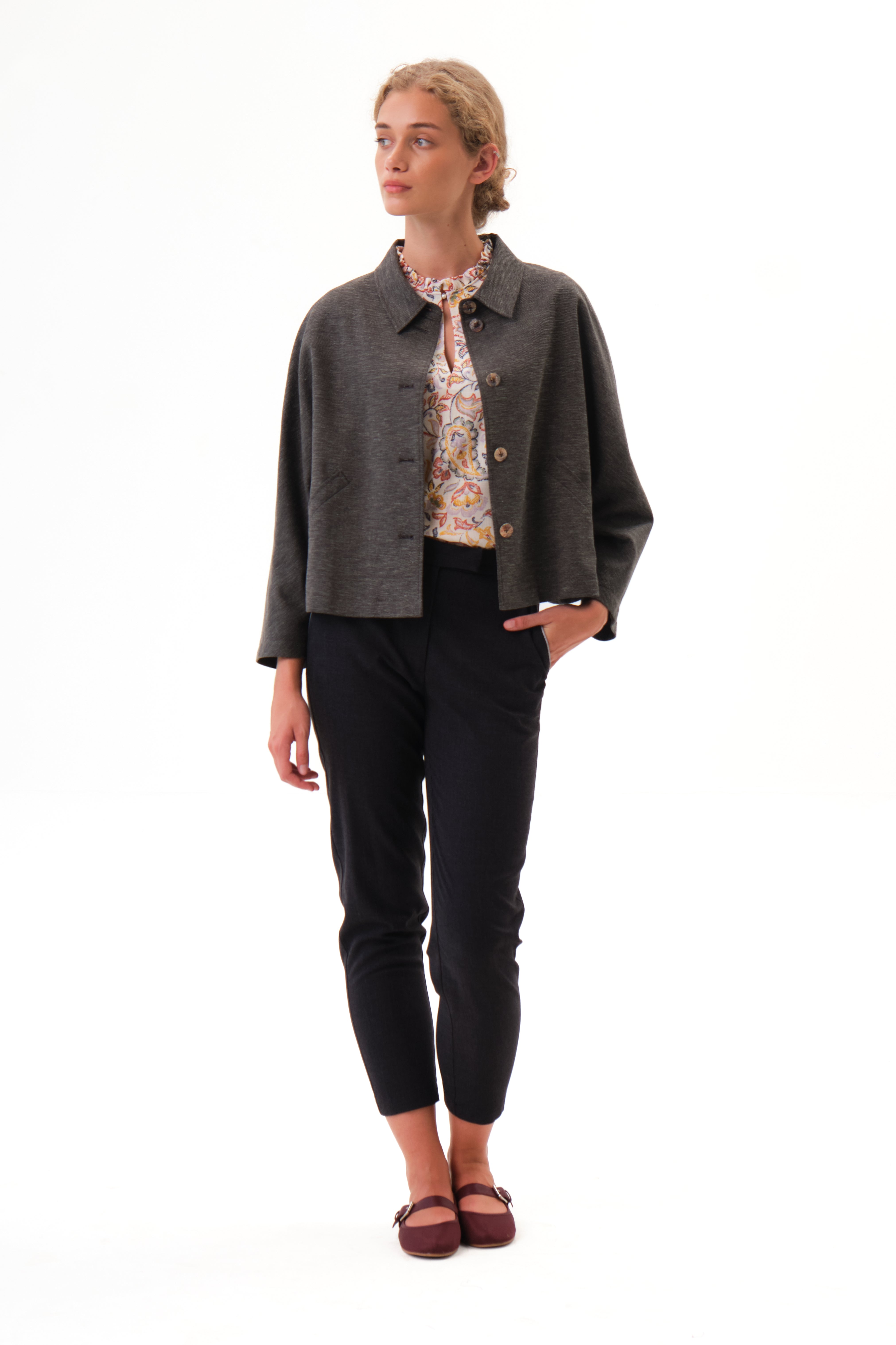Damen Cape Carrie